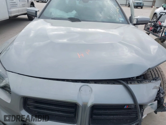 2025 BMW M2 z VIN 3MF23DM0XS8E95167, wystawiony jako IAAI lot #41664519 z przebiegiem 13 mil mil oraz . Historia ofert i sprzedaży dostępna na DreamBid. Obrazek 10.
