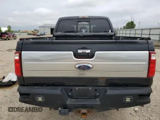 2014 Ford F-250 XL z VIN 1FT7W2BT3EEA20317, wystawiony jako Copart lot #60618925 z przebiegiem 210 432 mil mil oraz Czysty tytuł • Clean title. Historia ofert i sprzedaży dostępna na DreamBid. Obrazek 6.