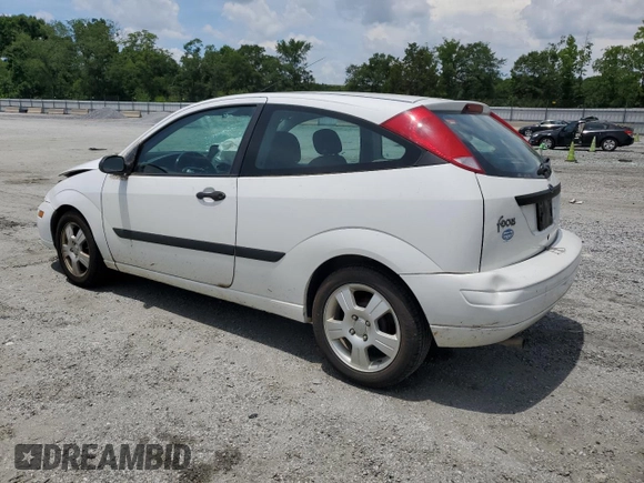2003 Ford Focus ZX3 with VIN 3FAFP31383R117755, listed as a Copart auction lot 60668725 with 135,856 mi miles and Salvage title. Bid and sale history available at DreamBid. Image 2.