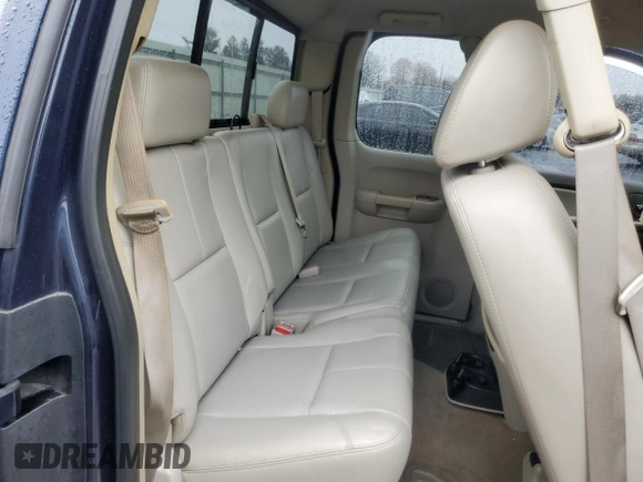 2007 Chevrolet Silverado 1500 LT w/2LT with VIN 2GCEC190471716937, listed as a Copart auction lot 82030344 with Not Provided miles and Salvage Title. Bid and sale history available at carsss.com. Image 10.