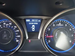 2015 Hyundai Genesis Coupe 3.8L Base with VIN KMHHU6KJ2FU123585, listed as a IAAI auction lot 42437976 with 88,121 mi miles and . Bid and sale history available at DreamBid. Image 15.