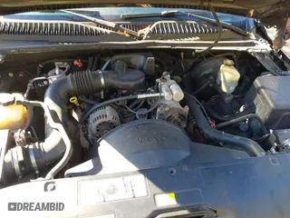 2002 Chevrolet Silverado 1500 with VIN 1GCEC14W52Z264296, listed as a IAAI auction lot 41603496 with 144,966 mi miles. Bid and sale history available at carsss.com. Image 10.
