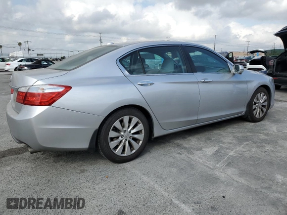 2013 Honda Accord Sdn EX-L with VIN 1HGCR2F80DA100290, listed as a Copart auction lot 53510425 with 64,383 mi miles and Salvage Title. Bid and sale history available at carsss.com. Image 3.