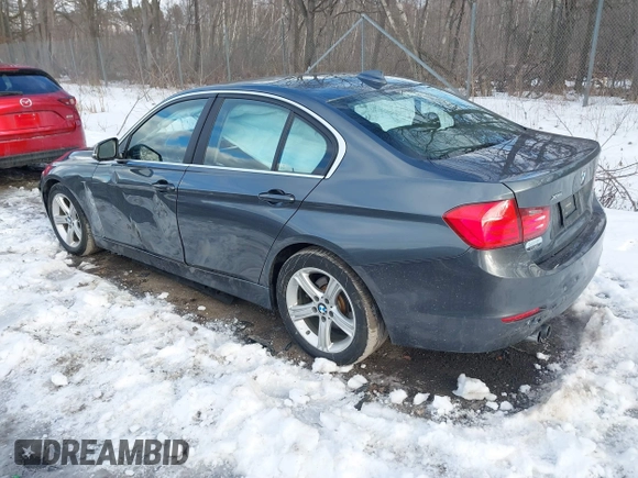 2015 BMW 3 Series 328i xDrive with VIN WBA3B5G55FNS14903, listed as a IAAI auction lot 41497975 with 62,009 mi miles. Bid and sale history available at carsss.com. Image 3.