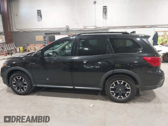 2020 Nissan Pathfinder SL z VIN 5N1DR2CM8LC618506, wystawiony jako IAAI lot #42057155 z przebiegiem 34 221 mil mil oraz . Historia ofert i sprzedaży dostępna na DreamBid. Obrazek 14.