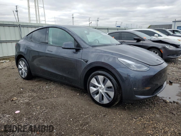 2024 Tesla Model Y Long Range z VIN 7SAYGDEE3RF087162, wystawiony jako Copart lot #79315224 z przebiegiem 3 232 mil mil oraz Szkoda całkowita • Salvage title. Historia ofert i sprzedaży dostępna na DreamBid. Obrazek 4.