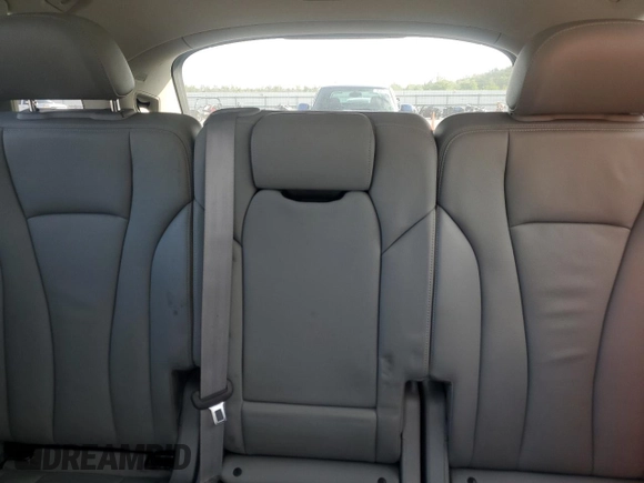 2017 Audi Q7 Premium with VIN WA1AAAF74HD028913, listed as a Copart auction lot 60918455 with 151,998 mi miles and Clean title. Bid and sale history available at DreamBid. Image 10.