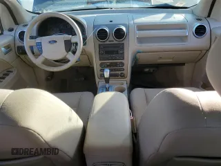 2006 Ford Freestyle SE with VIN 1FMZK01126GA31464, listed as a Copart auction lot 88530475 with 119,564 mi miles and Salvage Title. Bid and sale history available at carsss.com. Image 8.