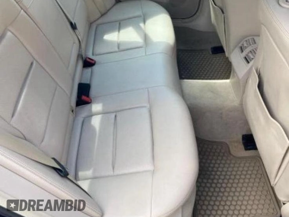2014 Mercedes-Benz E-Class E 350 Luxury with VIN WDDHF8JB1EA850968, listed as a Copart auction lot 74992484 with 110,021 mi miles and Clean Title. Bid and sale history available at carsss.com. Image 6.