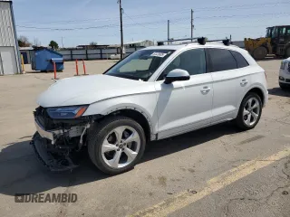 2021 Audi Q5 Premium Plus with VIN WA1BAAFYXM2051891, listed as a Copart auction lot 52320605 with 26,747 mi miles and Salvage Title. Bid and sale history available at carsss.com. Image 1.