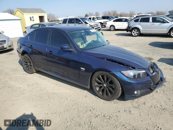 2011 BMW 3 Series 328i xDrive with VIN WBAPK7C52BF085932, listed as a Copart auction lot 43279515 with 0 mi miles and Salvage Title. Bid and sale history available at carsss.com. Image 4.