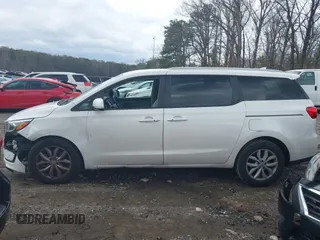 2021 Kia Sedona EX with VIN KNDMB5C11M6671063, listed as a IAAI auction lot 41707868 with 130,891 mi miles. Bid and sale history available at carsss.com. Image 14.