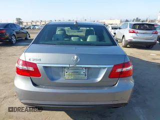2013 Mercedes-Benz E 350 Luxury z VIN WDDHF5KB0DA745639, wystawiony jako IAAI lot #42407026 z przebiegiem 305 400 mil mil oraz . Historia ofert i sprzedaży dostępna na DreamBid. Obrazek 16.