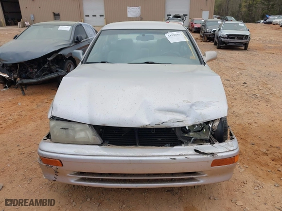 1997 Toyota Avalon XL with VIN 4T1BF12B1VU202935, listed as a IAAI auction lot 41900467 with 274,960 mi miles. Bid and sale history available at carsss.com. Image 12.