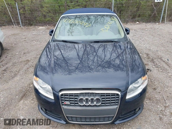2009 Audi A4 2.0T with VIN WAUDF48H89K005849, listed as a IAAI auction lot 42000247 with 113,561 mi miles. Bid and sale history available at carsss.com. Image 6.