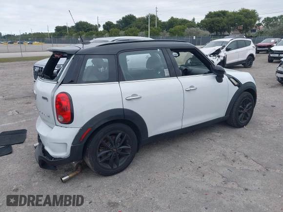 2015 MINI Countryman S z VIN WMWZC3C5XFWP53190, wystawiony jako IAAI lot #41273123 z przebiegiem 163 658 mil mil oraz . Historia ofert i sprzedaży dostępna na DreamBid. Obrazek 4.