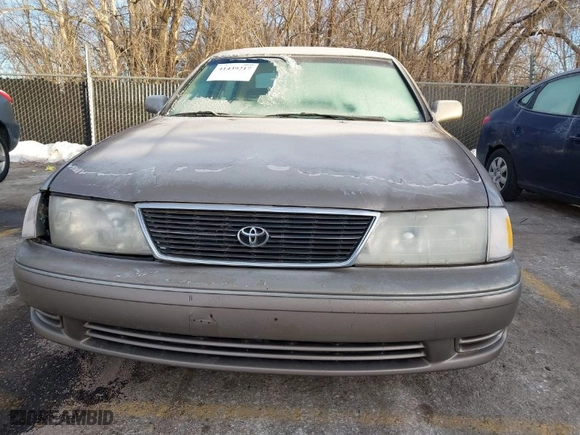1999 Toyota Avalon XL with VIN 4T1BF18B7XU338562, listed as a IAAI auction lot 41439217 with NaN miles. Bid and sale history available at carsss.com. Image 6.