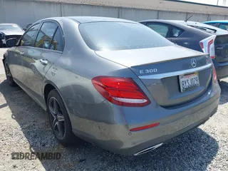 2018 Mercedes-Benz E-Class E 300 with VIN WDDZF4JB0JA433719, listed as a IAAI auction lot 41728360 with 46,848 mi miles. Bid and sale history available at carsss.com. Image 3.