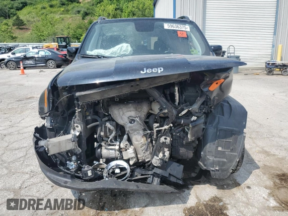 2018 Jeep Renegade Latitude with VIN ZACCJBBBXJPH52403, listed as a Copart auction lot 59636375 with 68,860 mi miles and Salvage title. Bid and sale history available at DreamBid. Image 5.