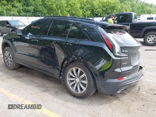 2019 Cadillac XT4 AWD Sport с VIN 1GYFZFR44KF140894, выставлен на аукционе IAAI как лот 42496698 с пробегом 79 768 миль миль и . История ставок и продаж доступна на DreamBid. Изображение 3.