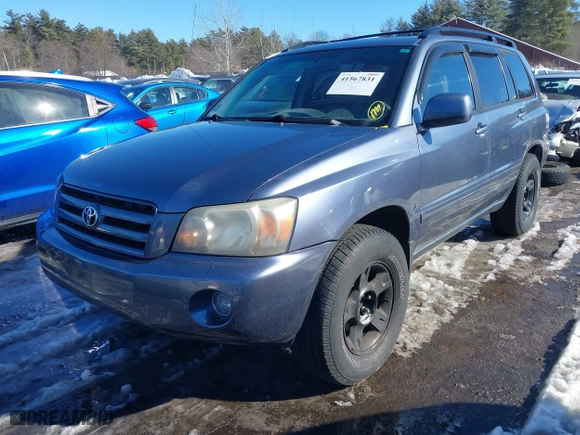 2006 Toyota Highlander w/3rd Row with VIN JTEEP21A760145674, listed as a IAAI auction lot 41567831 with 213,051 mi miles. Bid and sale history available at carsss.com. Image 2.