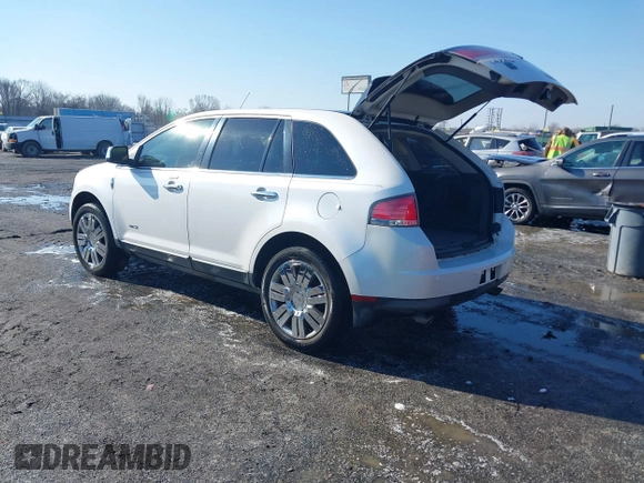 2009 Lincoln MKX with VIN 2LMDU68C49BJ03277, listed as a IAAI auction lot 41342935 with 140,674 mi miles. Bid and sale history available at carsss.com. Image 3.