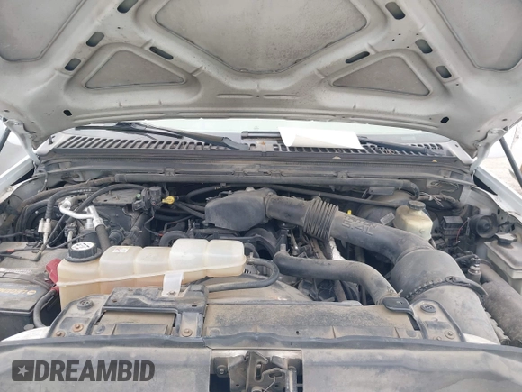 2005 Ford Excursion Eddie Bauer z VIN 1FMNU44L25ED02868, wystawiony jako IAAI lot #42414710 z przebiegiem 30 486 mil mil oraz . Historia ofert i sprzedaży dostępna na DreamBid. Obrazek 10.