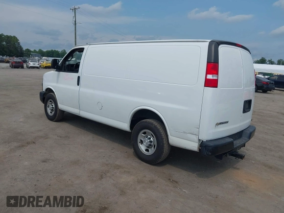 2021 Chevrolet Express Cargo z VIN 1GCWGAFP6M1206374, wystawiony jako IAAI lot #42451400 z przebiegiem 118 252 mil mil oraz . Historia ofert i sprzedaży dostępna na DreamBid. Obrazek 3.