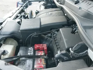 2018 Toyota Sienna LE z VIN 5TDKZ3DC4JS914769, wystawiony jako IAAI lot #43350439 z przebiegiem 60 088 mil mil oraz . Historia ofert i sprzedaży dostępna na DreamBid. Obrazek 19.