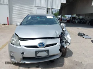 2011 Toyota Prius I with VIN JTDKN3DU0B5287578, listed as a IAAI auction lot 42103674 with 187,808 mi miles. Bid and sale history available at carsss.com. Image 13.