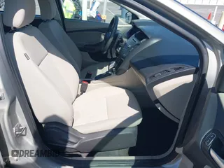 2015 Ford Focus SE with VIN 1FADP3K21FL222119, listed as a IAAI auction lot 42146787 with 148,091 mi miles and . Bid and sale history available at DreamBid. Image 5.