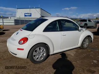 2010 Volkswagen New Beetle Coupe with VIN 3VWPW3AG7AM012961, listed as a Copart auction lot 76802104 with 138,949 mi miles and Salvage Title. Bid and sale history available at carsss.com. Image 3.