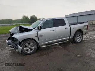 2015 Ram 1500 Big Horn z VIN 3C6RR7LT3FG640971, wystawiony jako Copart lot #56829025 z przebiegiem Nie podano mil oraz Szkoda całkowita • Salvage title. Historia ofert i sprzedaży dostępna na DreamBid. Obrazek 1.