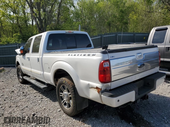 2015 Ford F-250 Lariat z VIN 1FT7W2BT3FEB19446, wystawiony jako Copart lot #53465755 z przebiegiem 122 759 mil mil oraz Czysty tytuł • Clean title. Historia ofert i sprzedaży dostępna na DreamBid. Obrazek 2.