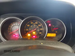 2007 Nissan Versa SL с VIN 3N1BC11E97L430772, выставлен на аукционе IAAI как лот 42497978 с пробегом 174 151 миль миль и . История ставок и продаж доступна на DreamBid. Изображение 7.