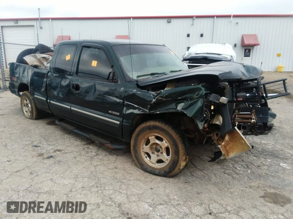 2002 Chevrolet Silverado 1500 LT with VIN 2GCEK19T121128922, listed as a IAAI auction lot 35254498 with Not Provided miles and . Bid and sale history available at DreamBid. Image 1.