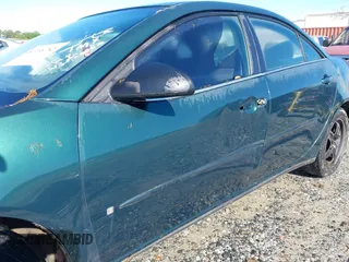 2007 Pontiac G6 1SV Value Leader with VIN 1G2ZF58B974213514, listed as a IAAI auction lot 41988782 with 283,986 mi miles. Bid and sale history available at carsss.com. Image 6.