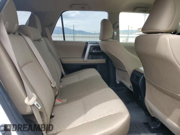 2018 Toyota 4Runner SR5 z VIN JTEBU5JR5J5497862, wystawiony jako Copart lot #59204945 z przebiegiem 50 602 mil mil oraz Szkoda całkowita • Salvage title. Historia ofert i sprzedaży dostępna na DreamBid. Obrazek 11.