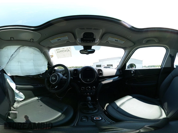 2019 MINI Countryman Cooper with VIN WMZYS7C5XK3F46936, listed as a IAAI auction lot 42419916 with 43,383 mi miles and . Bid and sale history available at DreamBid. Image 18.
