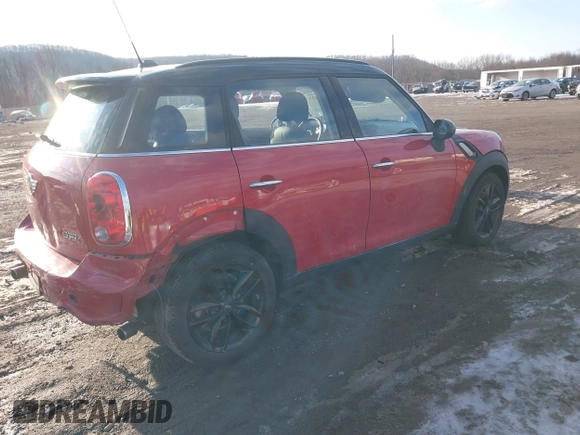 2013 MINI Countryman S z VIN WMWZC3C58DWP22372, wystawiony jako IAAI lot #41523123 z przebiegiem 50 410 mil mil oraz . Historia ofert i sprzedaży dostępna na DreamBid. Obrazek 4.
