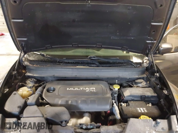 2017 Jeep Cherokee Latitude with VIN 1C4PJMCB6HW648564, listed as a IAAI auction lot 41987580 with 67,024 mi miles. Bid and sale history available at carsss.com. Image 10.