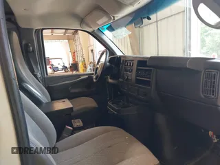 2015 Chevrolet Express Cargo with VIN 1GCWGFCF9F1283932, listed as a IAAI auction lot 42529084 with 188,967 mi miles and . Bid and sale history available at DreamBid. Image 5.