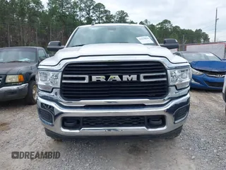 2021 Ram 2500 Big Horn z VIN 3C6UR5DL7MG542617, wystawiony jako IAAI lot #41614844 z przebiegiem 66 869 mil mil oraz . Historia ofert i sprzedaży dostępna na DreamBid. Obrazek 12.