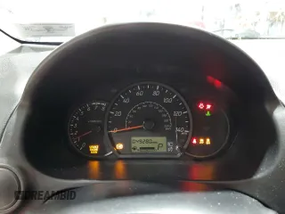 2019 Mitsubishi Mirage ES z VIN ML32F3FJ4KHF12055, wystawiony jako Copart lot #57972685 z przebiegiem 49 280 mil mil oraz Szkoda całkowita • Salvage title. Historia ofert i sprzedaży dostępna na DreamBid. Obrazek 9.