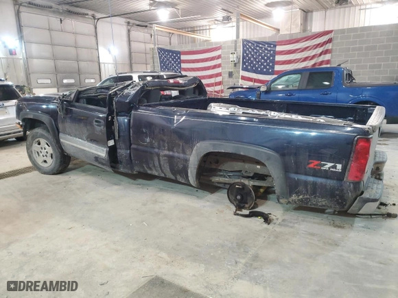 2005 Chevrolet Silverado 1500 Z71 with VIN 1GCEK14T45Z141604, listed as a Copart auction lot 44454935 with 0 mi miles and Non Repairable. Bid and sale history available at carsss.com. Image 2.