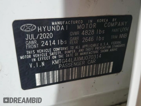2021 Genesis G70 2.0T with VIN KMTG44LAXMU070314, listed as a Copart auction lot 88990385 with 52,517 mi miles and Salvage title. Bid and sale history available at DreamBid. Image 12.