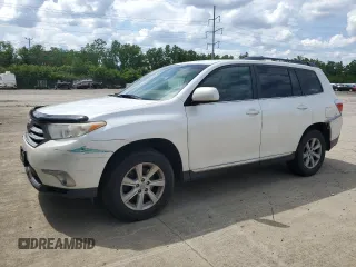 2011 Toyota Highlander z VIN 5TDBK3EH2BS063068, wystawiony jako Copart lot #59179305 z przebiegiem 270 851 mil mil oraz Czysty tytuł • Clean title. Historia ofert i sprzedaży dostępna na DreamBid. Obrazek 1.