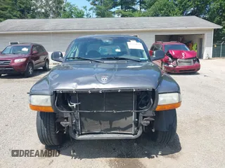 2001 Dodge Dakota with VIN 1B7HL2AX01S338909, listed as a IAAI auction lot 42639655 with 111,858 mi miles and . Bid and sale history available at DreamBid. Image 13.