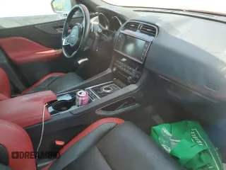 2017 Jaguar F-Pace S с VIN SADCM2BV0HA052552, выставлен на аукционе Copart как лот 62494825 с пробегом Не указан миль и Списание • Salvage title. История ставок и продаж доступна на DreamBid. Изображение 8.