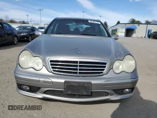 2006 Mercedes-Benz C 230 Sport z VIN WDBRF52H56E021989, wystawiony jako Copart lot #50499115 z przebiegiem 166 279 mil mil oraz Szkoda całkowita • Salvage title. Historia ofert i sprzedaży dostępna na DreamBid. Obrazek 5.
